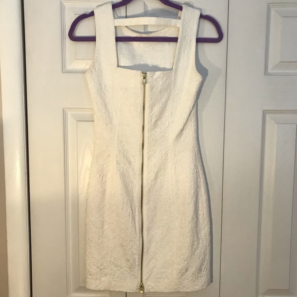 Women’s dress